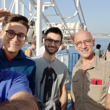 tragetto di ME in viaggio per pescara